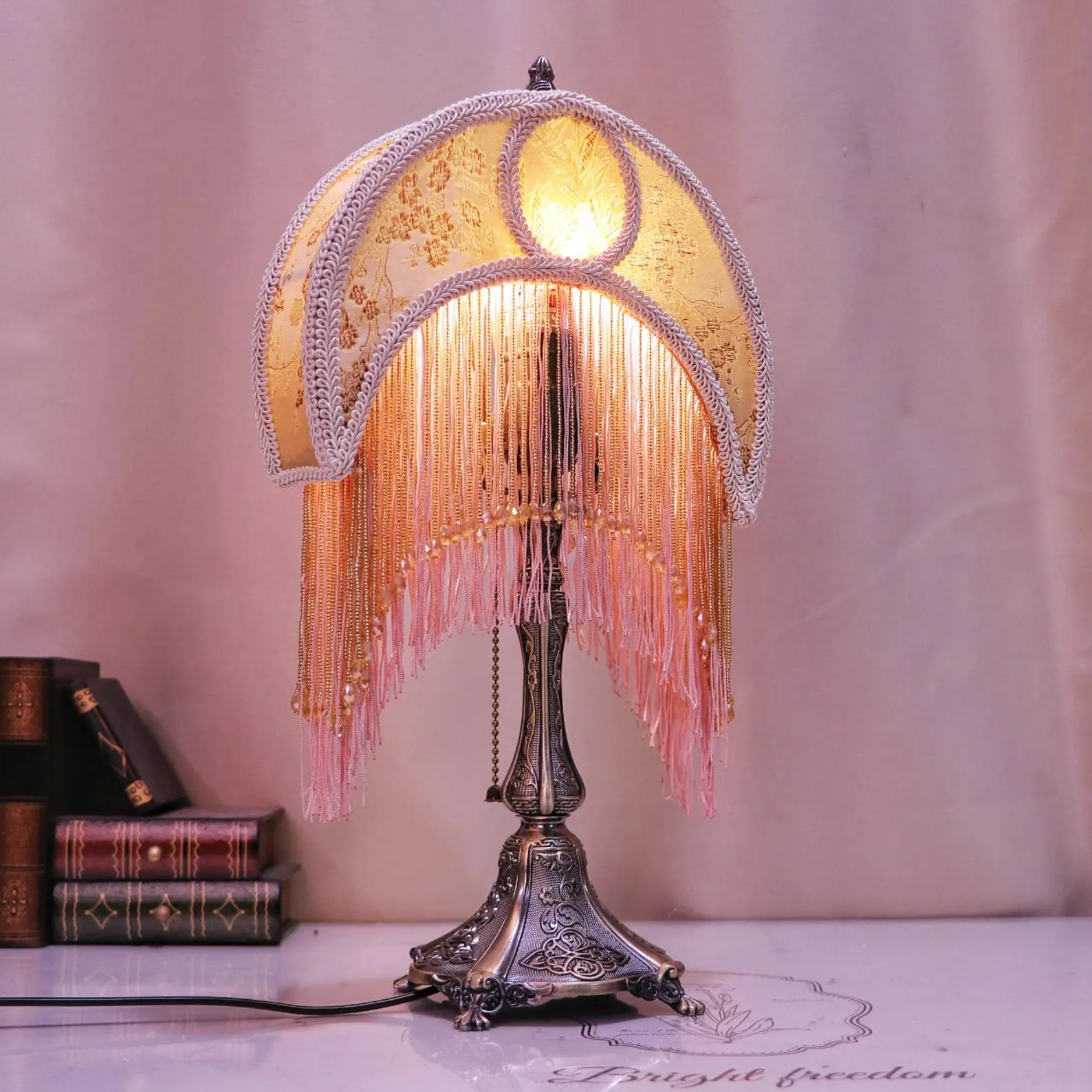 Handmade Retro Moon Table Lamp: cover image